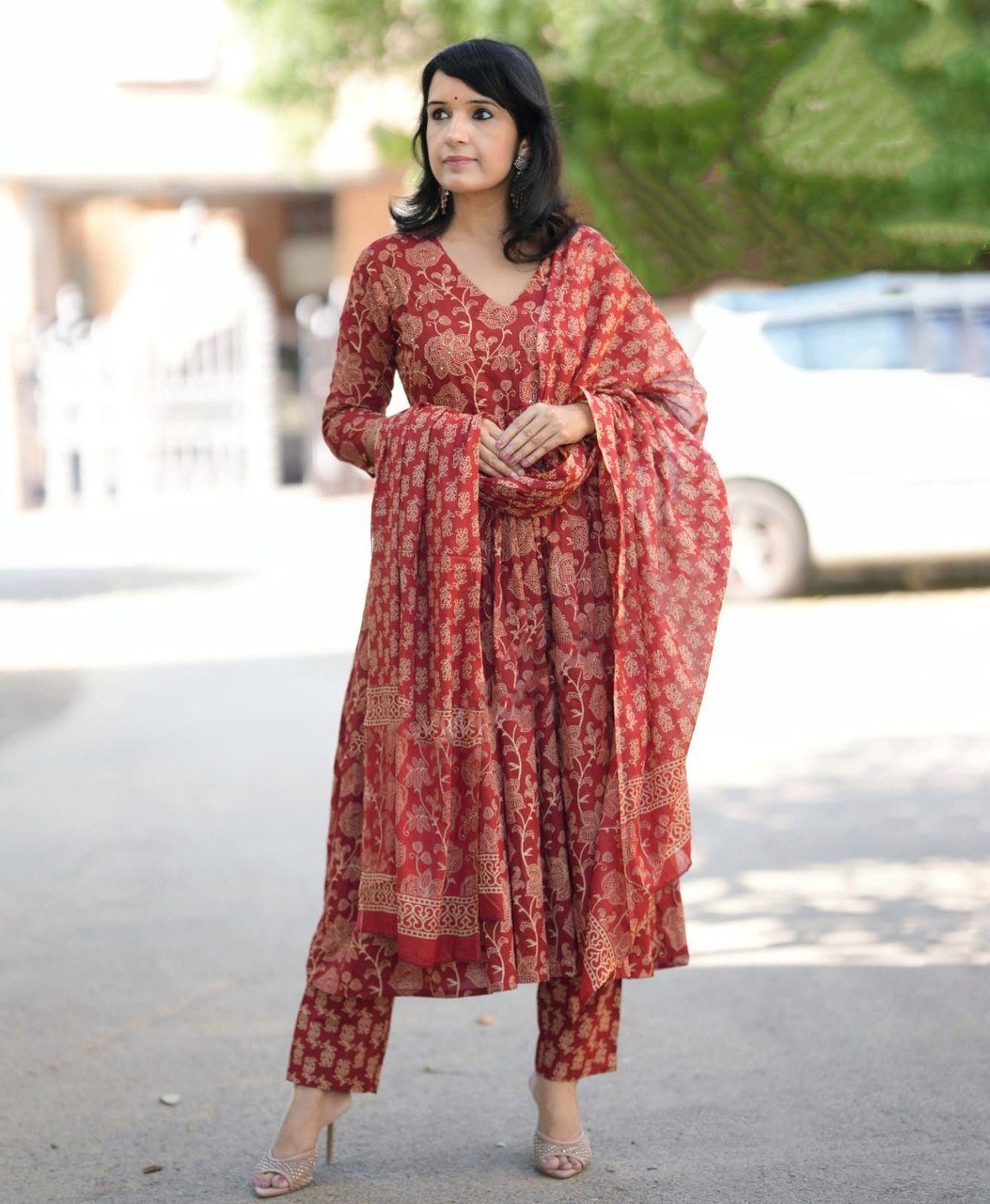 Fully Stiched Rayzon Printed Kurti Pant Dupatta - Image 2