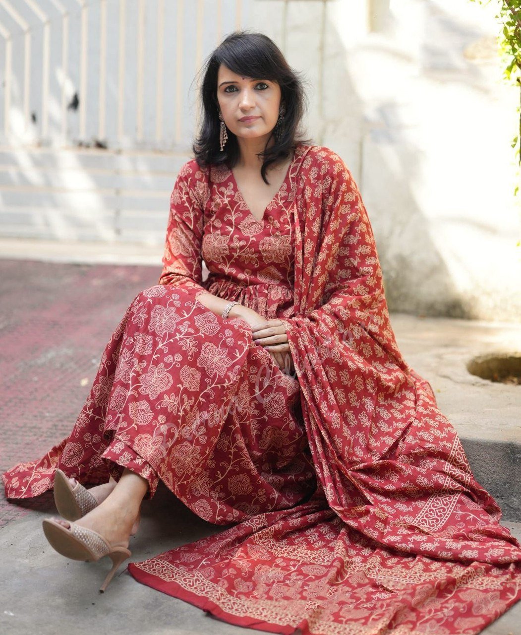 Fully Stiched Rayzon Printed Kurti Pant Dupatta - Image 7