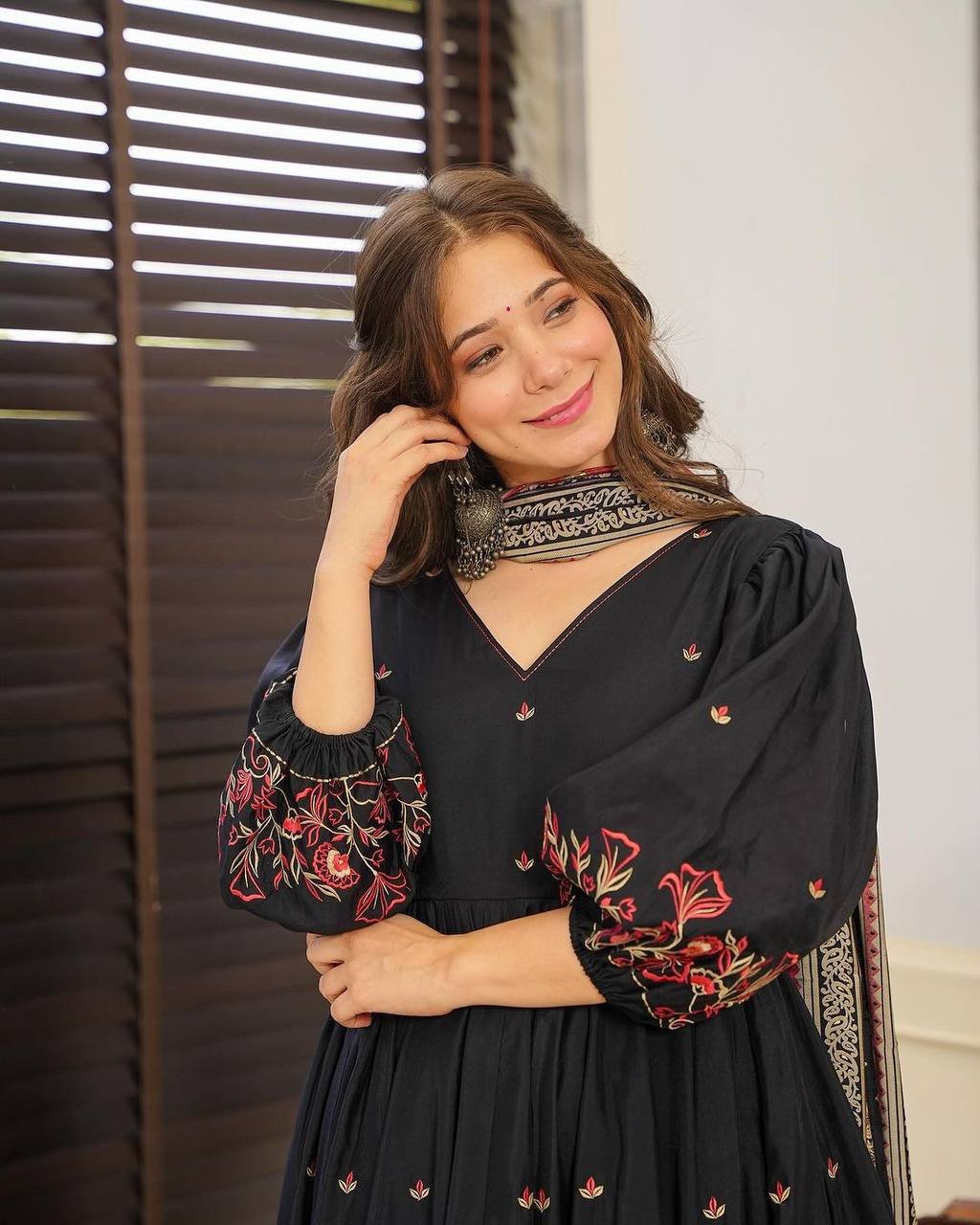 New Launching Festival Spical Gown with Dupatta - Image 3