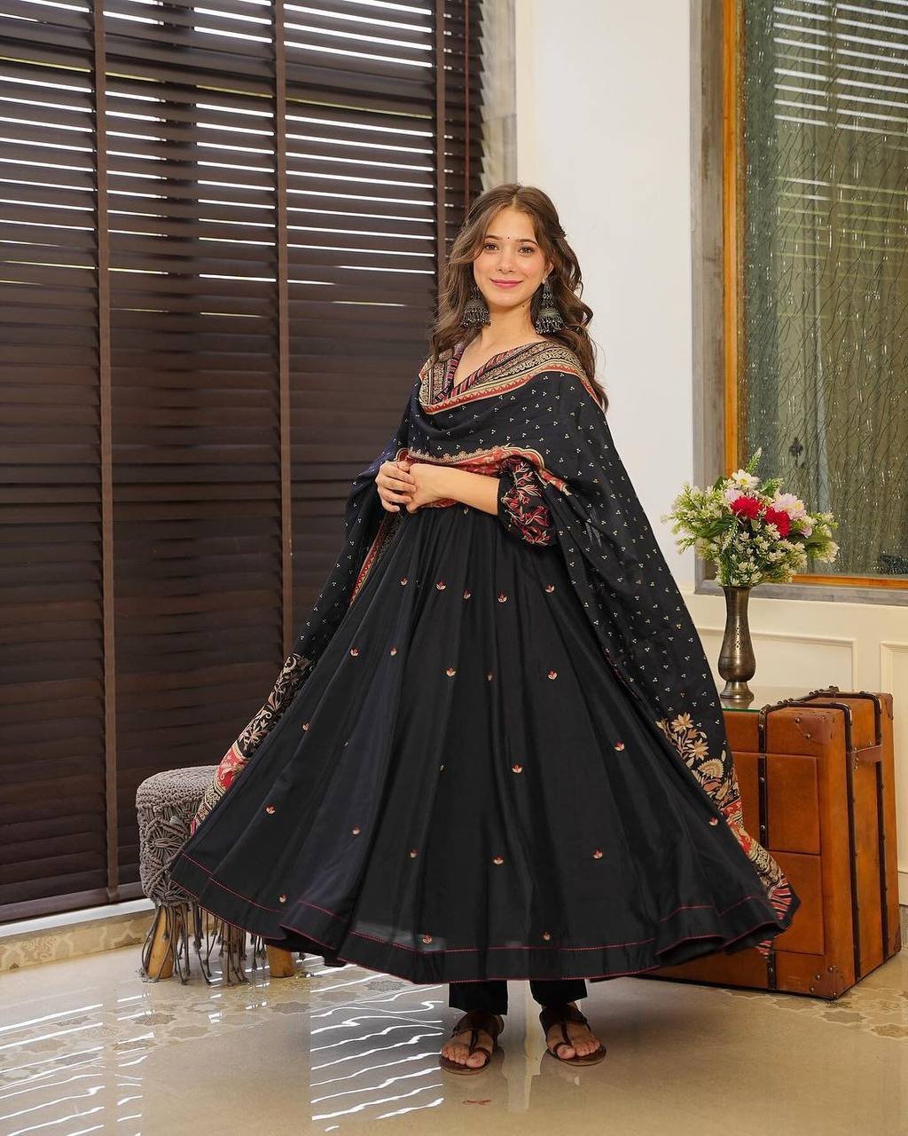 New Launching Festival Spical Gown with Dupatta - Image 4