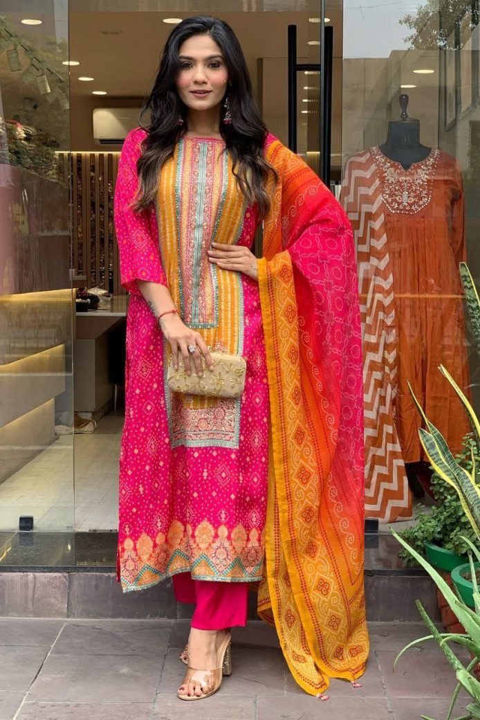 photo_6244641501174942119_y