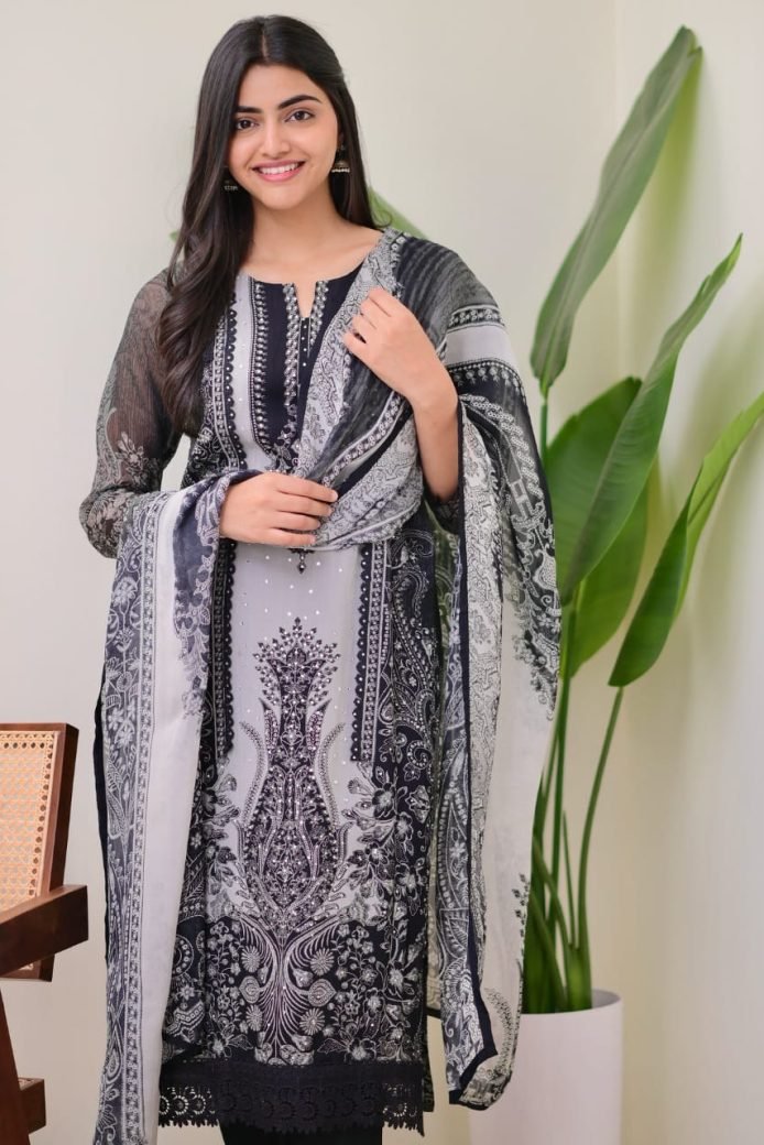 photo_6280283892871186074_y